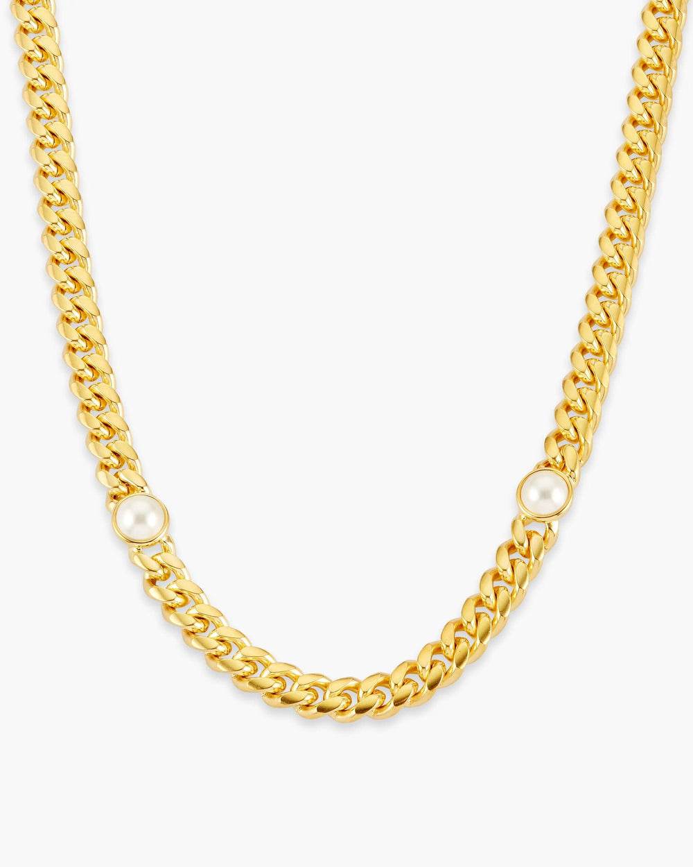 Cuban_Link_Inset_Pearl_Necklace_Gold_View1_Shopify_Tall_790830c4-9ff1-44da-92b3-c935d8c7104c