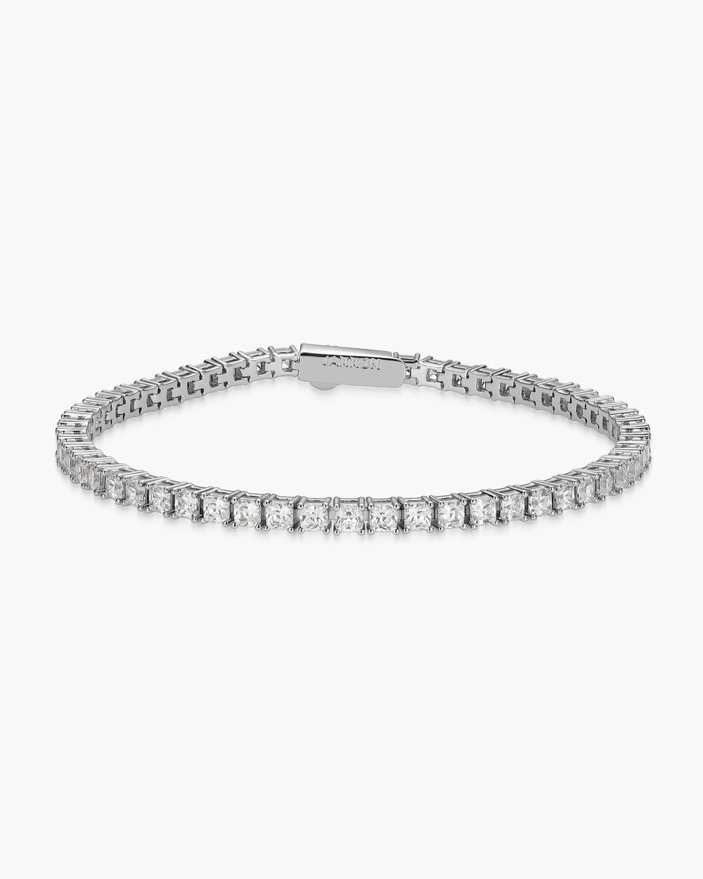 Tennis_Bracelet_3mm_Silver_View2_Shopify_Tall_8cf60ba2-90ed-439f-9ca2-7f1c58cc9bb9